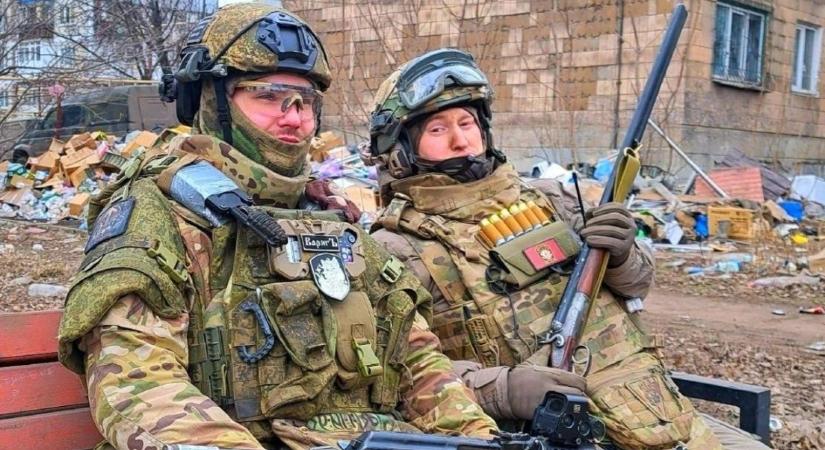 Emberhiány: félkarú bűnözőket küldenek az oroszok az ukrán frontra