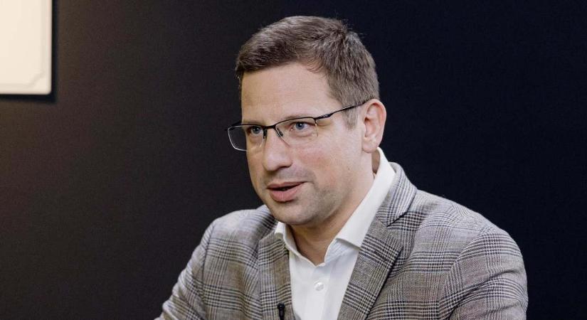 Gulyás Gergely, a demokrácia őrangyala