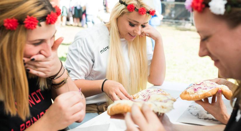 Nem csak a lángos árán hüledezhetsz: elképesztő összegekért mennek a balatoni büfék