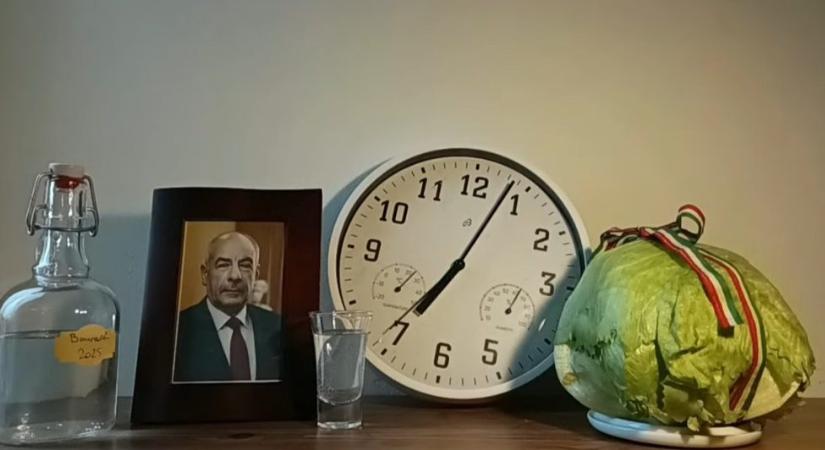 Sulyok Tamás megkezdte harcát egy fejessalátával