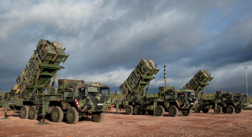 Zelenszkij bejelentette: „antiballisztikus koalíciót” alakítanak 13 országgal és a NATO-val közösen