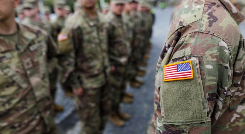 Lengyelország és Románia szívesen befogadna amerikai katonákat
