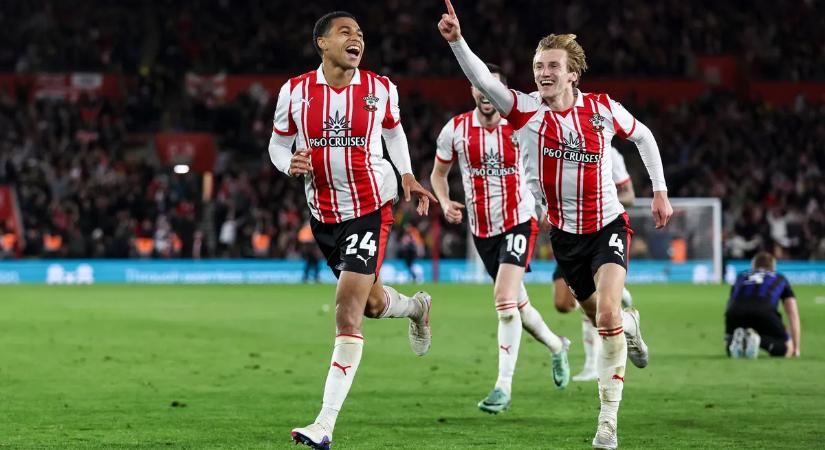 A Southampton a hosszabbítás végén betalált, mehet játszani a Wembley-be a feljutásért