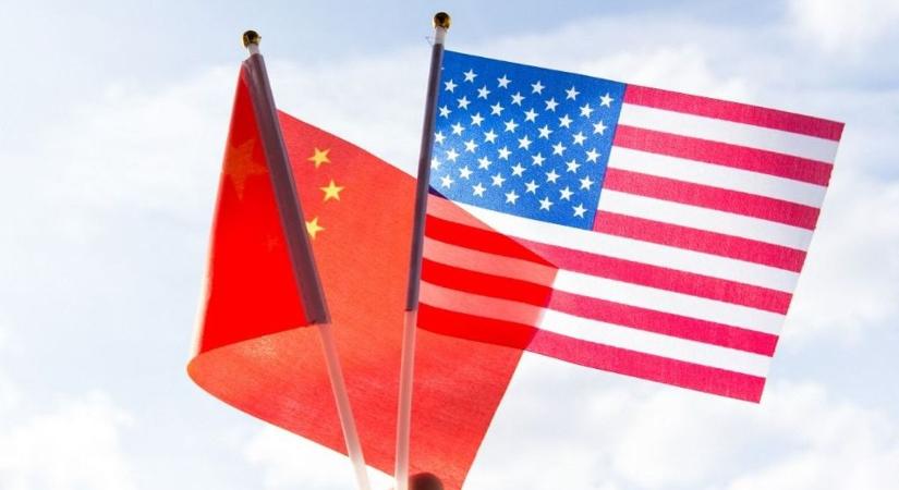 Sorsdöntő találkozóra készül Donald Trump Pekingben: amerikai cégek garmadája kíséri az amerikai elnököt