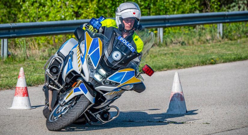 Legyőzhetetlenek a magyar motorosrendőrök - Újabb diadal