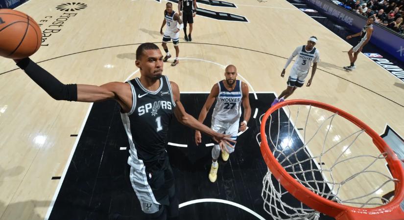NBA: Wembanyama vezetésével a továbbjutás kapujában a San Antonio