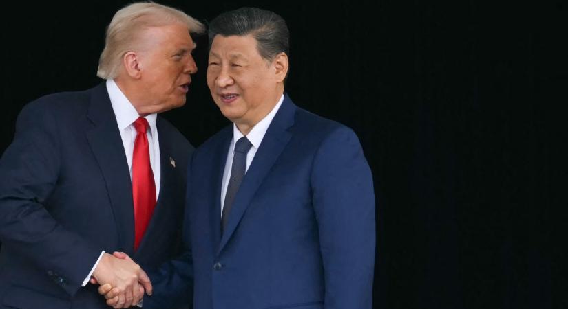 Az iráni háború árnyékában utazik Kínába Donald Trump