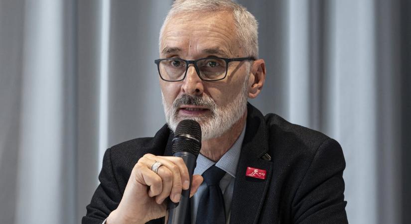 13 év után távozik az Országgyűlés Hivatalának főigazgatója