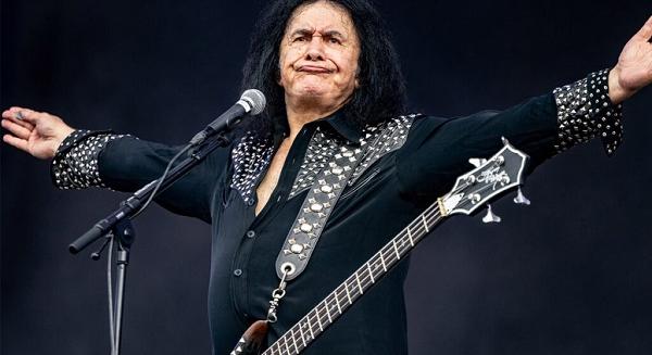 Gene Simmons: "nem a pénz minden rossz forrása, hanem a szegénység"
