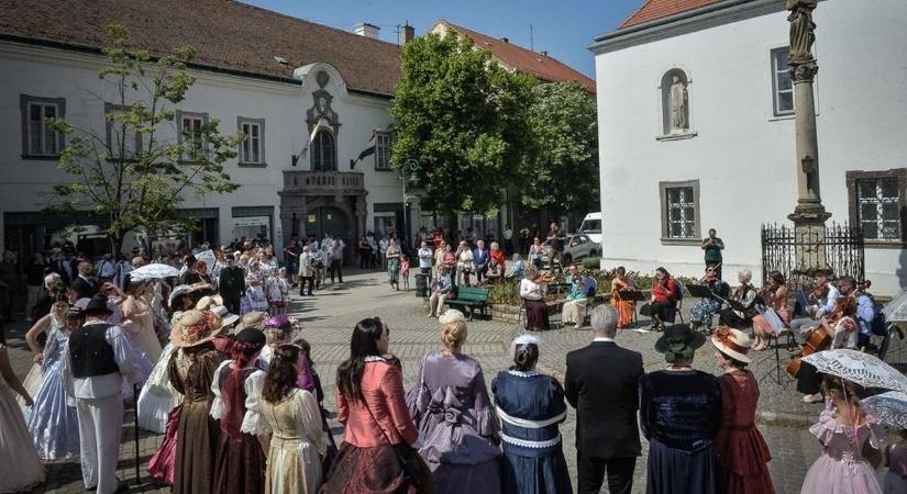 A 692. születésnapját ünnepli a hétvégén a mátraalji város