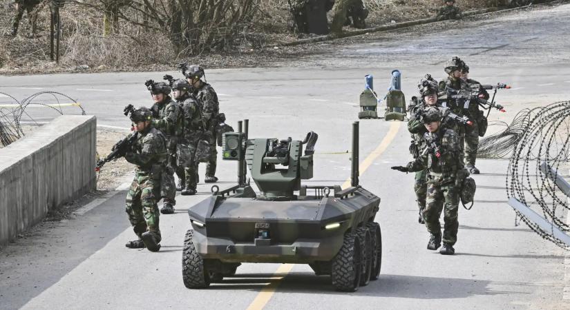 Váratlanul Trump mellé állhat Dél-Korea: Katonai fordulat jöhet a Hormuzi-szorosban