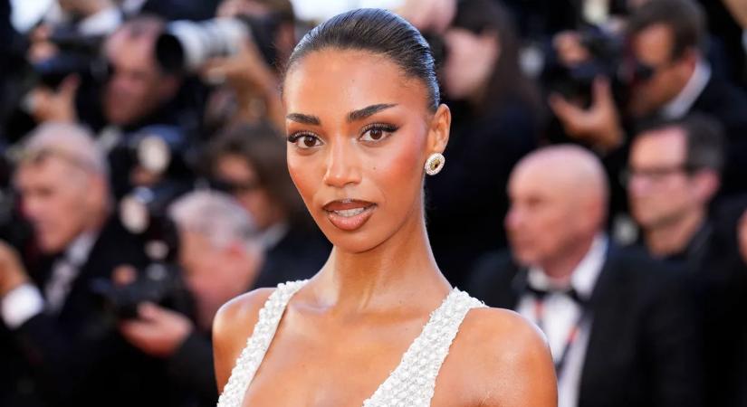 Szinte meztelenül érkeztek a sztárok a Cannes-i vörös szőnyegre