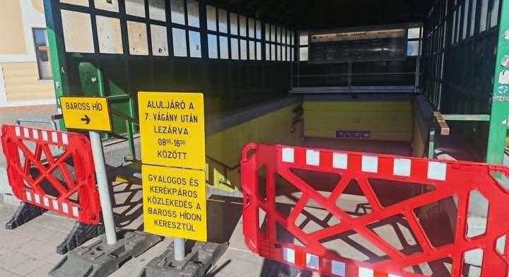 Ideiglenesen lezárták a vidéki buszpályaudvar felőli gyalogos aluljárót Győrben