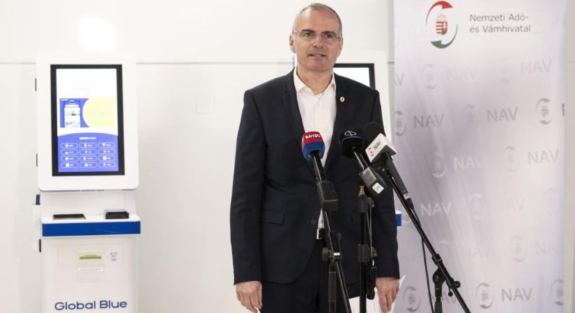 Búcsúzik a NAV elnöke a kormányváltás miatt