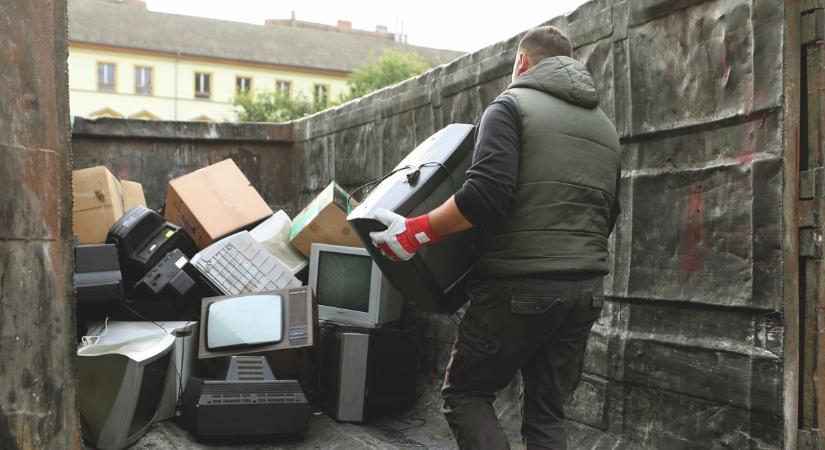 Újabb városrészben lesz lomtalanítás Dunaújvárosban