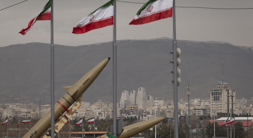 Irán továbbra is jelentős rakétakapacitással rendelkezik az amerikai hírszerzés szerint