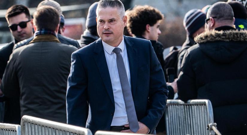 Nem hatott a sugallat, hogy a Fideszre kell szavazni április 12-én, egy röplabdaklub most nyílt levélben szólítja fel távozásra Sára Botondot