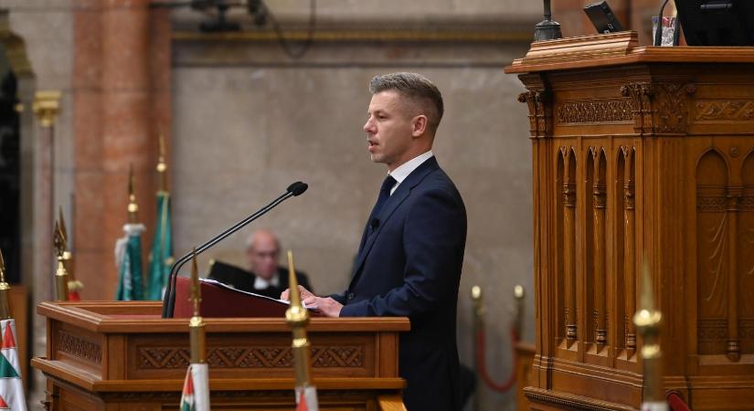 Magyar Péter bejelentette, hogy az az Alkotmány utca 5-ben lesz a székhelye, a Tisza-kormány üléseit is ott tartják