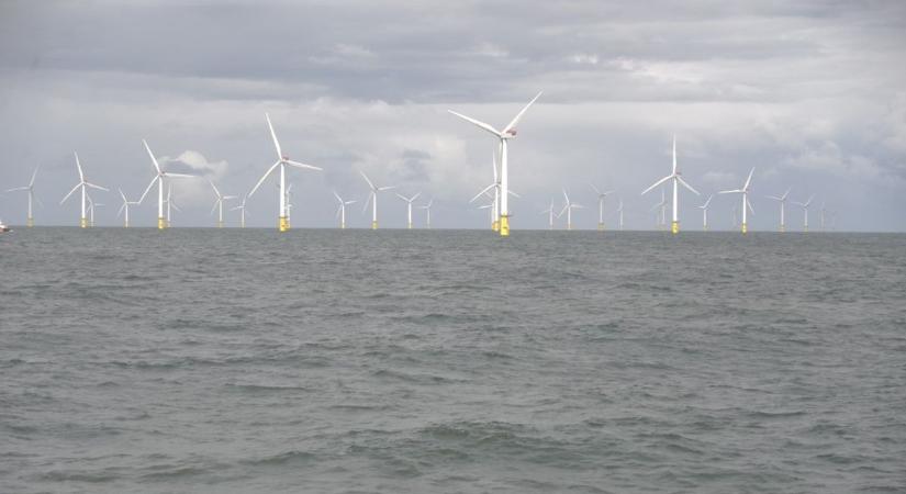 A német energiaóriás a brit partoknál talált aranybányát a magyarok és a lengyelek helyett