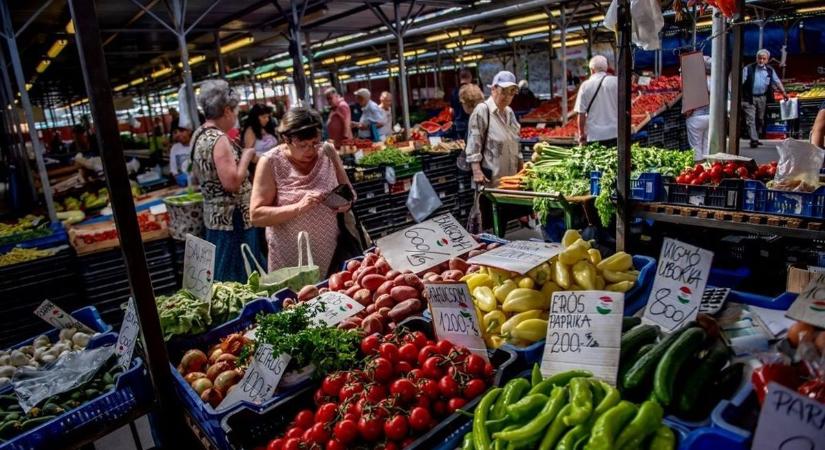 Hatalmas razzia Soroksáron: több tonna gyümölcsöt semmisítettek meg a hatóságok