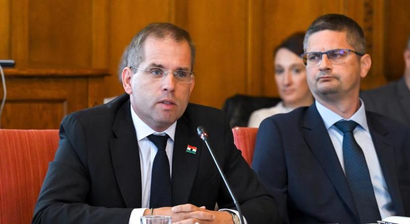 Ruff Bálint a valaha volt legnagyobb elszámoltatást ígéri