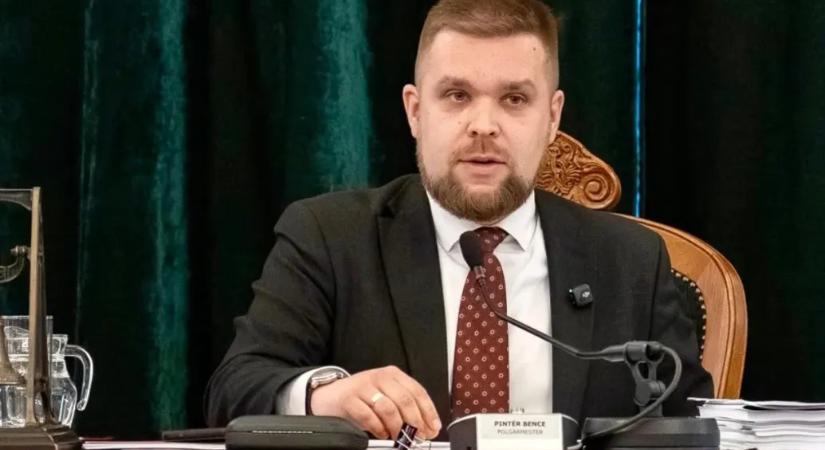 A győri polgármester szerint rendőrnyomozók szálltak ki a Győr-Szolhoz