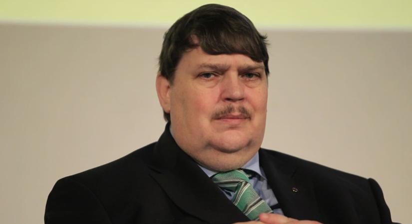 A Benes-dekrétumok a kollektív bűnösség elvén alapulnak Bernd Posselt szerint, ezért nem tud egyetérteni velük