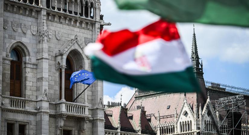 Eurológus: Néhány héten belül 34 milliárd euró uniós forrás szabadul fel Magyarország számára