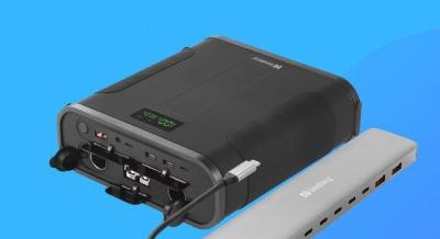 A Sandberg brutális kapacitású powerbankkal és 10 portos USB-hubbal erősít