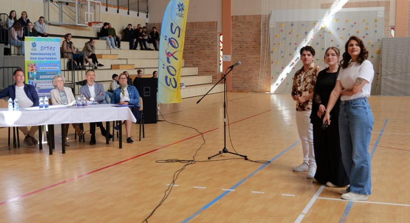 Córdobában és Milánóban jártak az Eötvös diákjai az Erasmus program jóvoltából