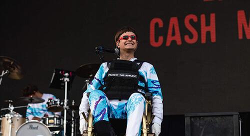 Oliver Tree, a meghatározhatatlan netes fenomén először Budapesten