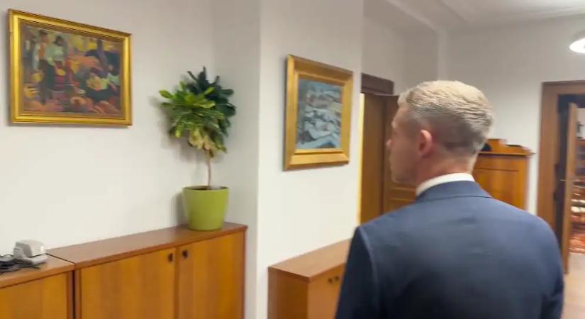 Szinyei és Mednyánszky a hivatali falakon: Kiderült, mely festmények díszítették a Karmelitát