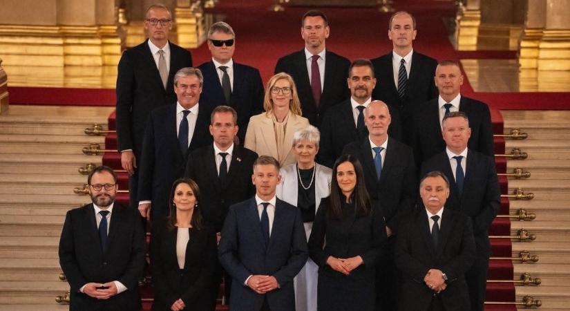 Adjunk a Tisza-kormánynak 200 napot!