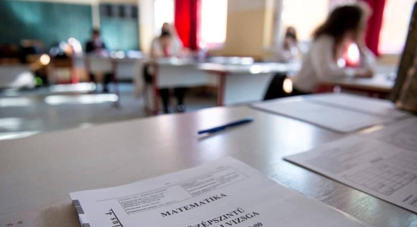Kitört a brutális szexbotrány az idei matekérettségi körül