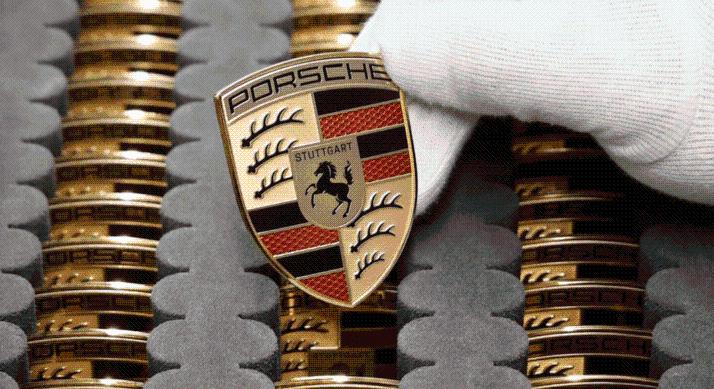 Közel egymilliárd eurós veszteség a Porsche SE-nél – A Volkswagen-részesedés húzta le az eredményt