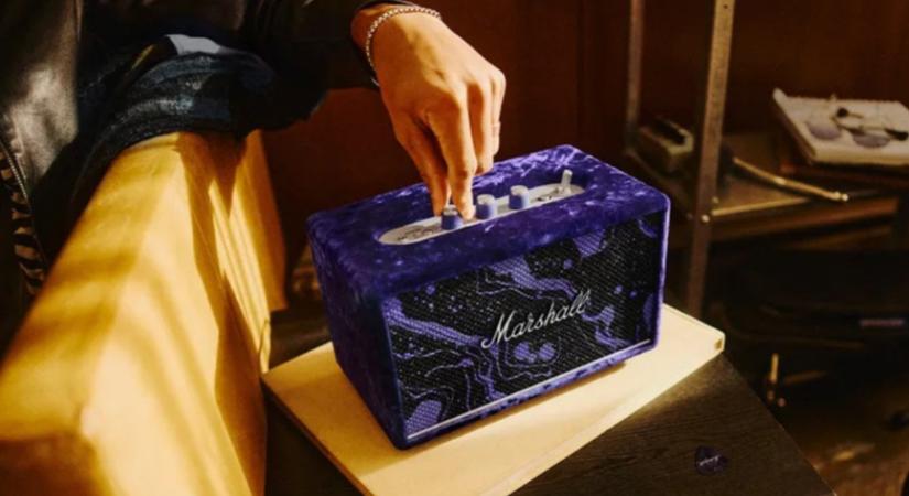Jimi Hendrix emlékére készített lila ködben úszó kollekciót a Marshall