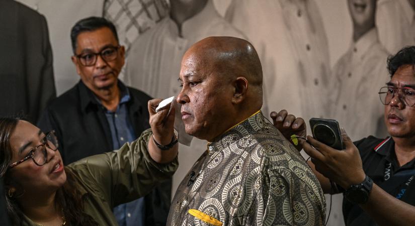 Lövések dördültek a Fülöp-szigeteki szenátus épületénél, miközben egy szenátort épp a Nemzetközi Büntetőbíróságnak akarnak átadni