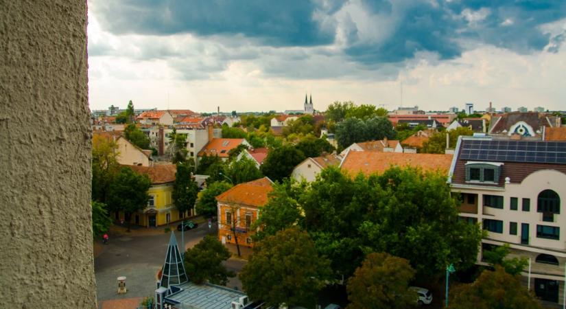 Búcsúznak a hideg hajnalok, de az időjárás tartogat még egy váratlan meglepetést estére
