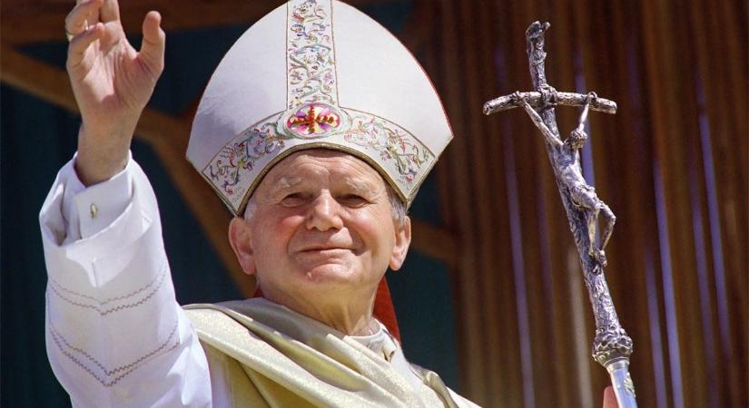 45 évvel ezelőtt volt az egész világot megrázó merénylet II. János Pál pápa ellen