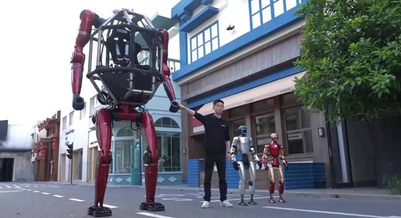 Mecha robot fülkéből irányítva? Ez már tényleg sci-fi