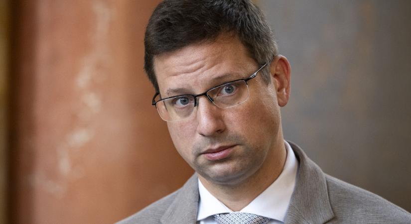 Ellenzékben a Fidesz: Gulyás Gergely leírta, hogy OROSZ támadás érte Ukrajnát