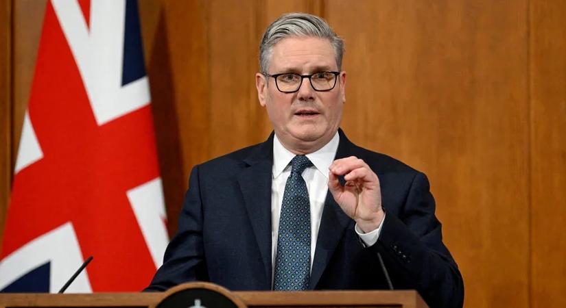Starmer kijelentette, a lemondását követelő „destabilizáló” felhívások ellenére hivatalban marad