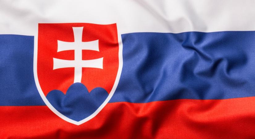 Szlovákia újra megnyitotta Ukrajnával közös határán az átkelőket