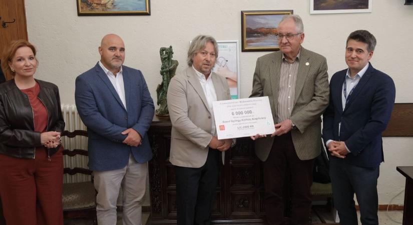 Milliók érkeztek a székesfehérvári kórházba