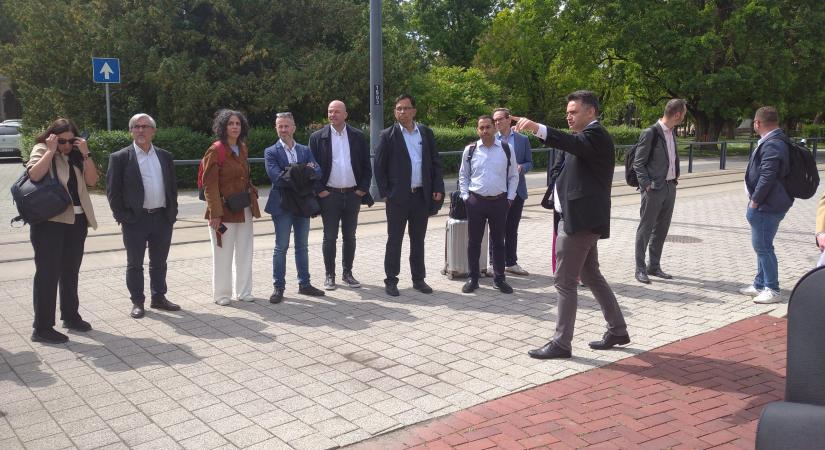 Külföldiek látogattak Vásárhelyre a Tram-Train miatt