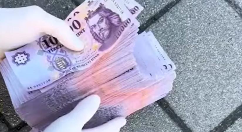 Hamis 10 000 forintosokat árult a TikTokon, de nem küldte el a vevőknek, gondolta, úgyse jelentik fel