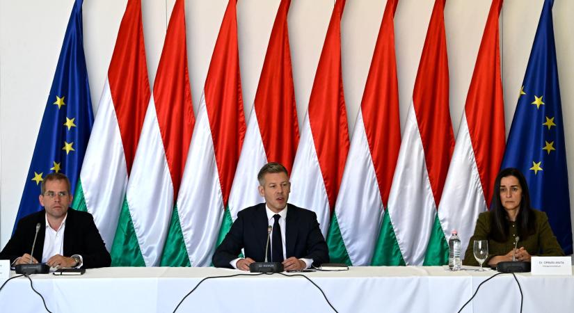 A Magyar-kormány első ülésén már jelen voltak égető kérdések