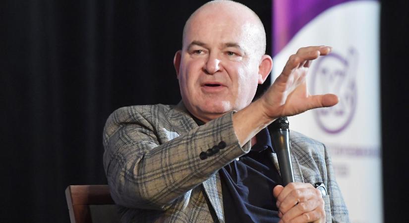 Szalay-Bobrovniczky Kristóf öccse helyettes államtitkárként elintézte, hogy három szervezet egymilliárd forintot kapjon a Bethlen Gábor Alapkezelőtől