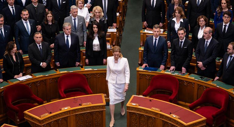 171 büntetés, 216 millió forint, egy bajusz – komoly „férfimunka” vár Forsthoffer Ágnesre