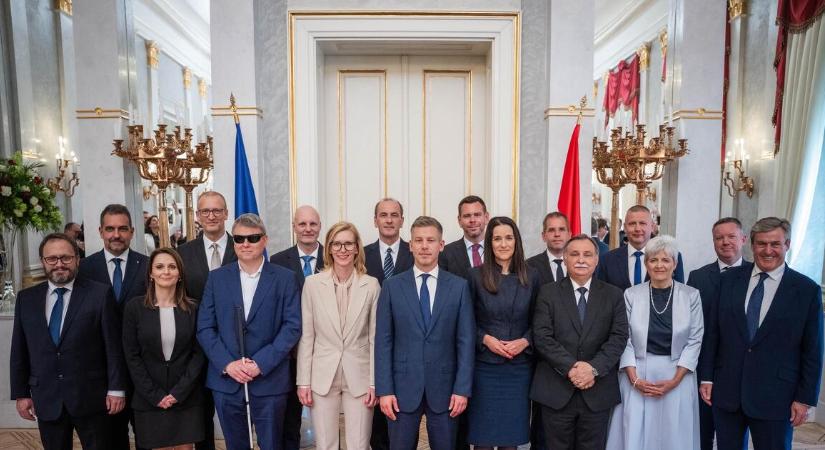 Hat év után véget ért a veszélyhelyzet Magyarországon